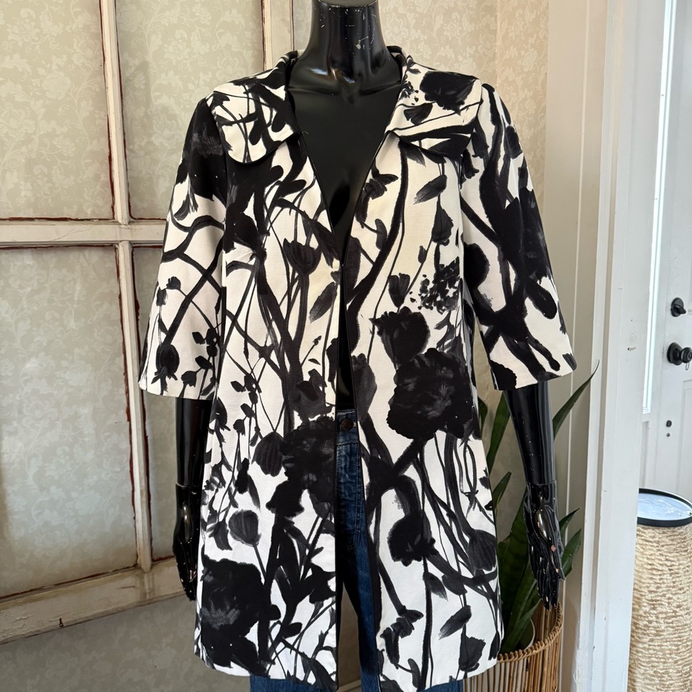 Nine West Black & White Lined Floral Cotton Swing Coat w Clasp Closure Sz Large - Picture 5 of 10